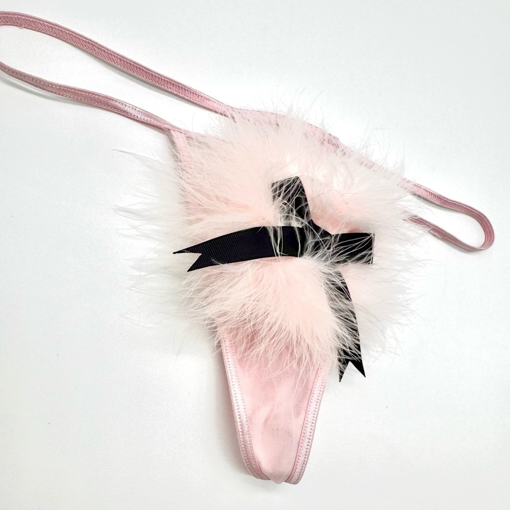 Victoria’s Secret NWT Rare PINK removable marabou boa panties M/L string thong